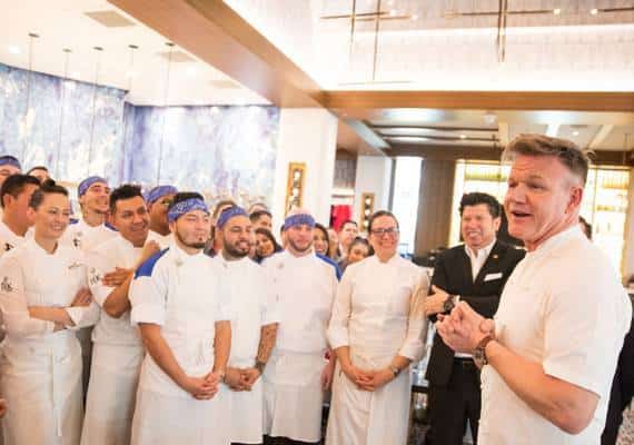 לבלות במסעדת Hell’s Kitchen החדשה עם גורדון רמזי