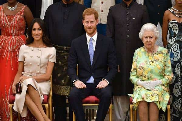 לא מפתיע: כנראה שמייגן מרקל והנסיך הארי הצליחו לעצבן את המלכה אליזבת'