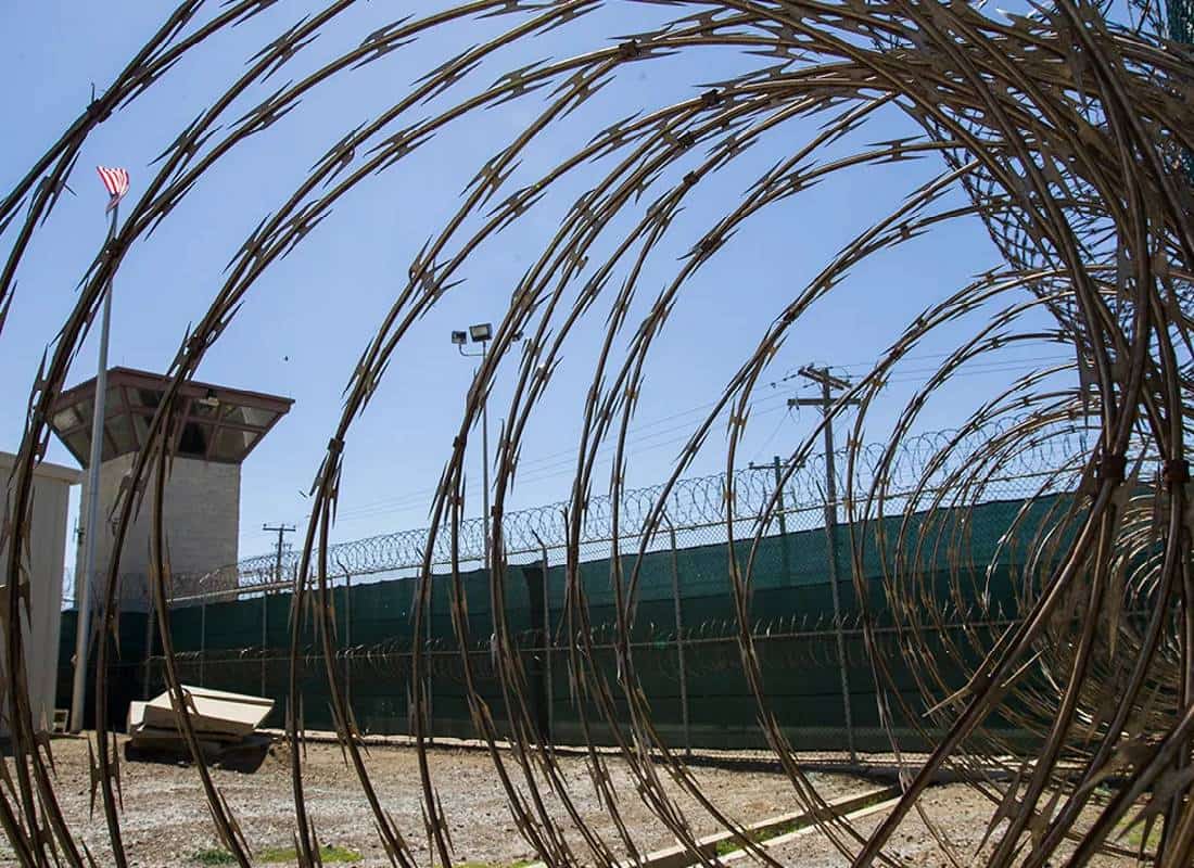 ממשל ביידן שחרר 11 עצירי גואנטנמו, בהם שני שומרי ראש של בן לאדן