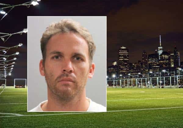 שחקניות נוער בניו יורק נתנו את אמונן במאמן קבוצת הכדורגל האהוב: כעת עולים חשדות לתופעה מחרידה