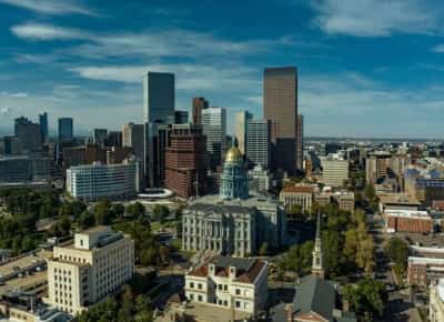 שוק הנדל"ן בדנוור קורס: פיצוץ בהיצע מביא לצלילת המחירים