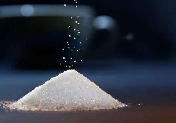 "סוכר הופך אותך לשמן, מכוער וזקן": הטרנד האחרון בתזונה הוא גמילה מסוכר, ממש כמו מסמים