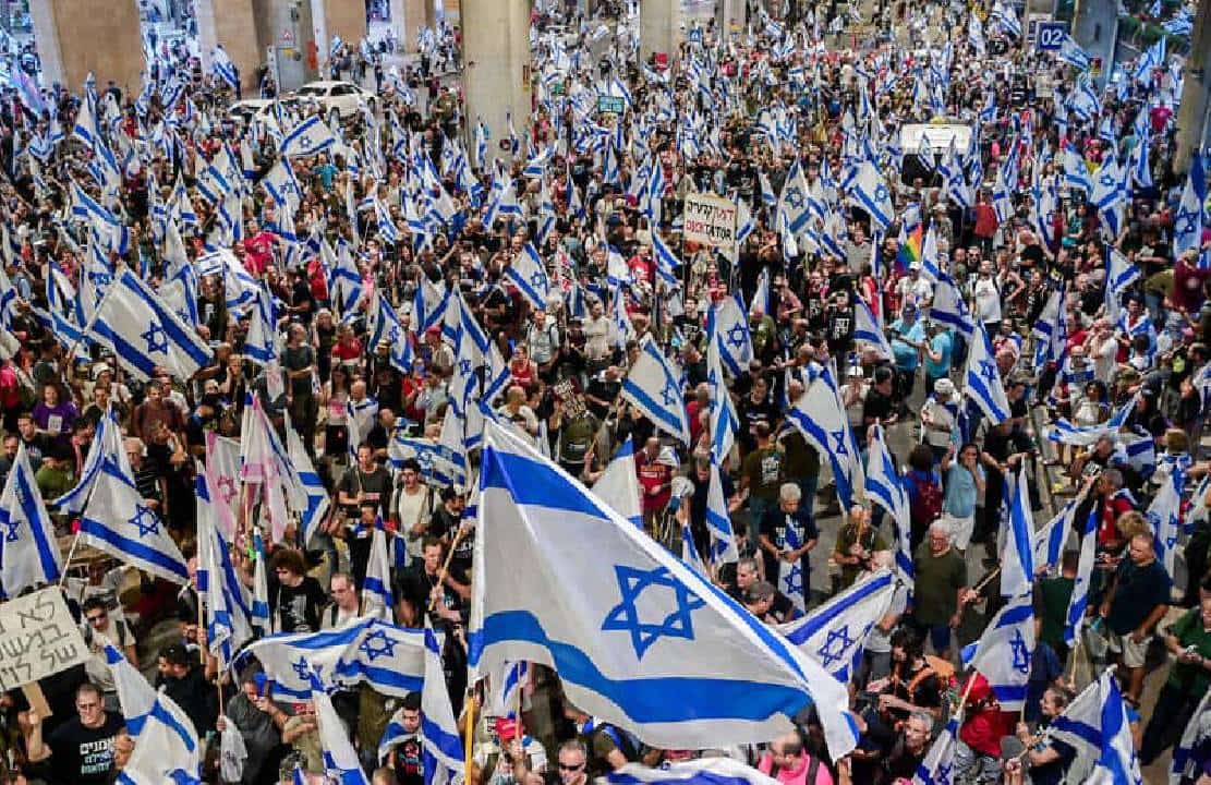 דעה: המחאה אינה דמוקרטית, היא ניטשיאנית