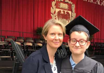 כוכבת 'סקס והעיר הגדולה' גאה בבן שלה: "הוא שובת רעב למען עזה"