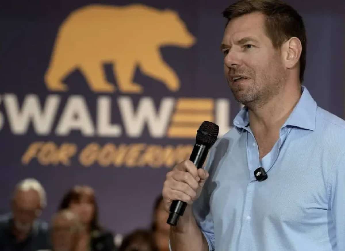 יצא מהמירוץ בקליפורניה: בתוך 48 שעות קרס הכוכב הפוליטי אריק סוואלוול  