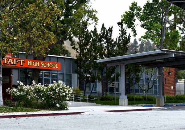 לוס אנג'לס: שנת הלימודים תיפתח בחודש הבא, אך התלמידים לא יגיעו לבתי הספר