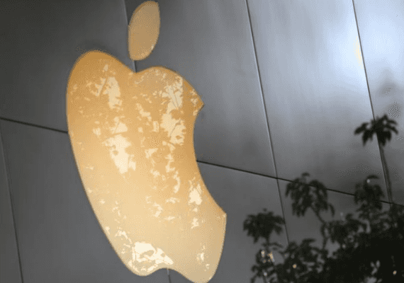 אפל: תקלה במחשבי MacBook Pro עלולה לגרום לסוללה להתרחב