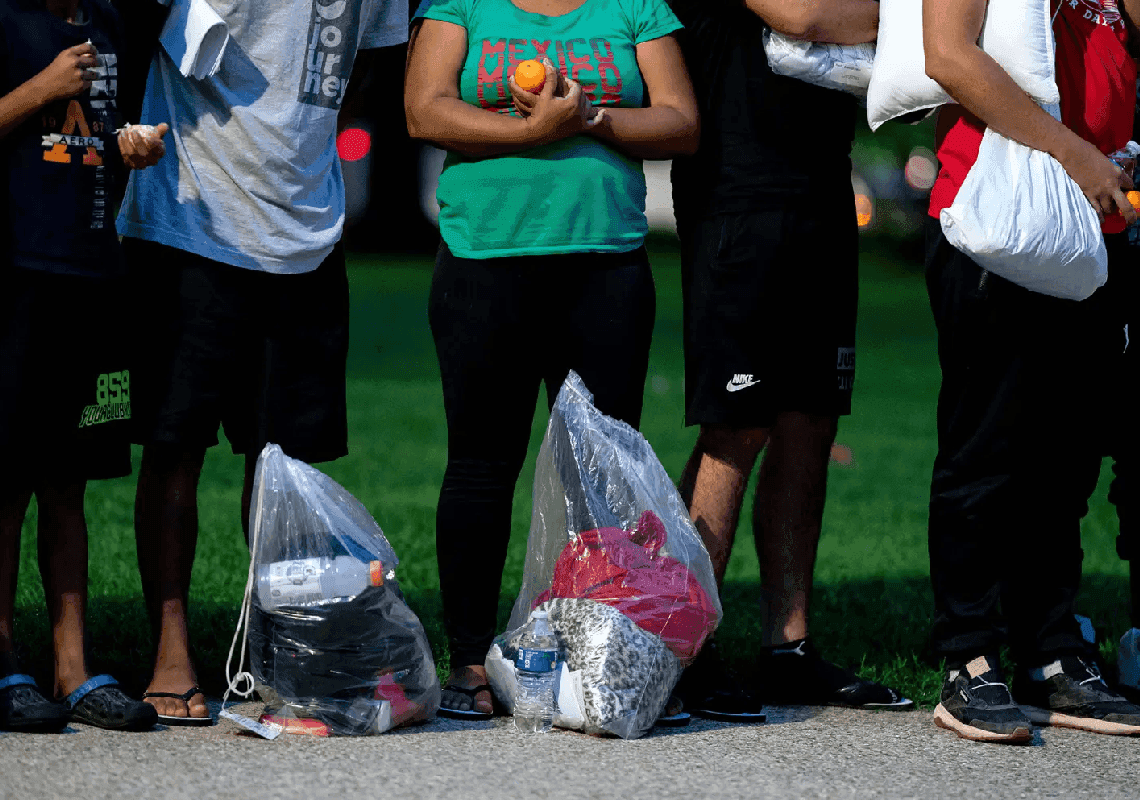 במטוס פרטי לסקרמנטו: יותר מ-15 מהגרים נחתו בקליפורניה 