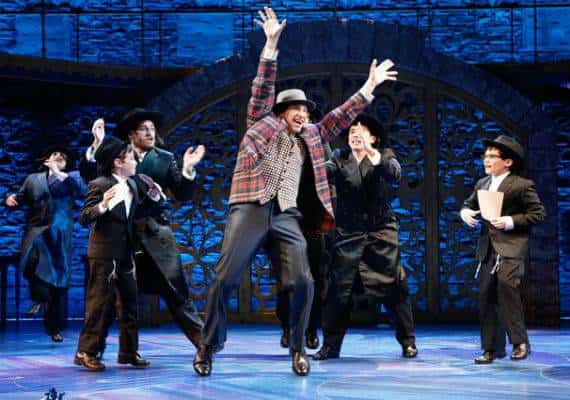 סן דייגו ולוס אנג'לס: המחזמר על הרב שלמה קרליבך, ד"ר מוזיקת הנשמה, מגיע מברודווי 