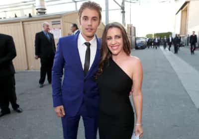 בדיחה גרועה או עקיצה על אמא? התגובה המוזרה של ג'סטין ביבר