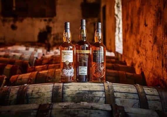 המזקקה מאחורי הוויסקי המעוטר בעולם של סקוטלנד