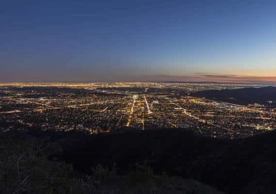לוס אנג'לס היא העיר עם זיהום האוויר הגבוה ביותר בארה"ב, והוא פוגע בעיקר בתושבי הוואלי