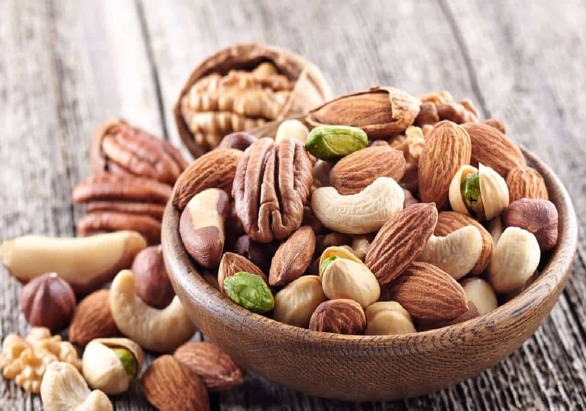 מנסים לשמור על המשקל? מחקר חדש ממליץ להוסיף אגוזים לתפריט היומי 