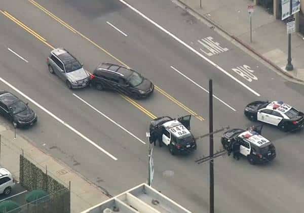 שיבושים בכבישי לוס אנג'לס בעקבות מרדף אחר מכונית גנובה