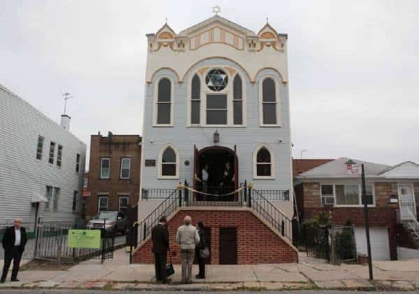 ראש עיריית ניו יורק שם את יהודי העיר במוקד הסערה: "סגרו את בתי הכנסת או שנסגור אותם עבורכם לצמיתות"