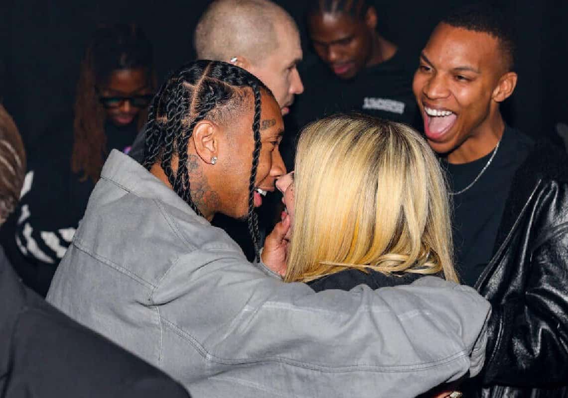 זה רשמי: אבריל לאבין וטייגה בזוגיות