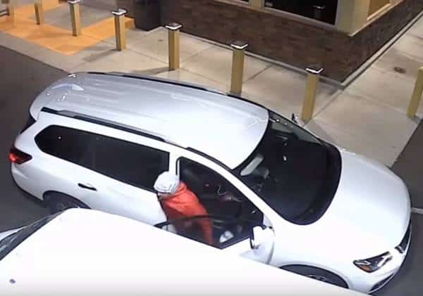 מארב מתוכנן מראש: מפיץ המריחואנה נכנס לחנות, 145 אלף דולר נגנבו מרכבו