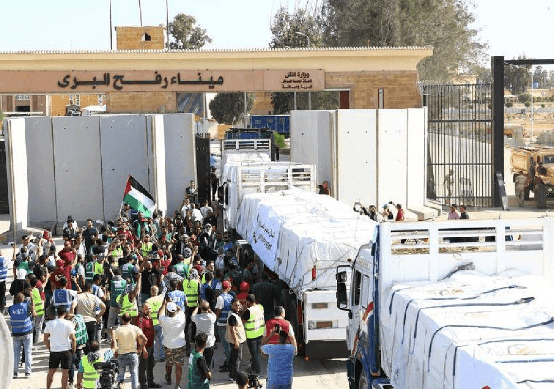 אלפי אזרחים זרים עדיין כלואים בעזה – וחמאס מונע מהם לצאת