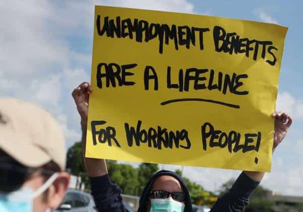 כ-1.2 מיליון מובטלים חדשים בארה"ב לאחר ביטול ההטבה הכספית