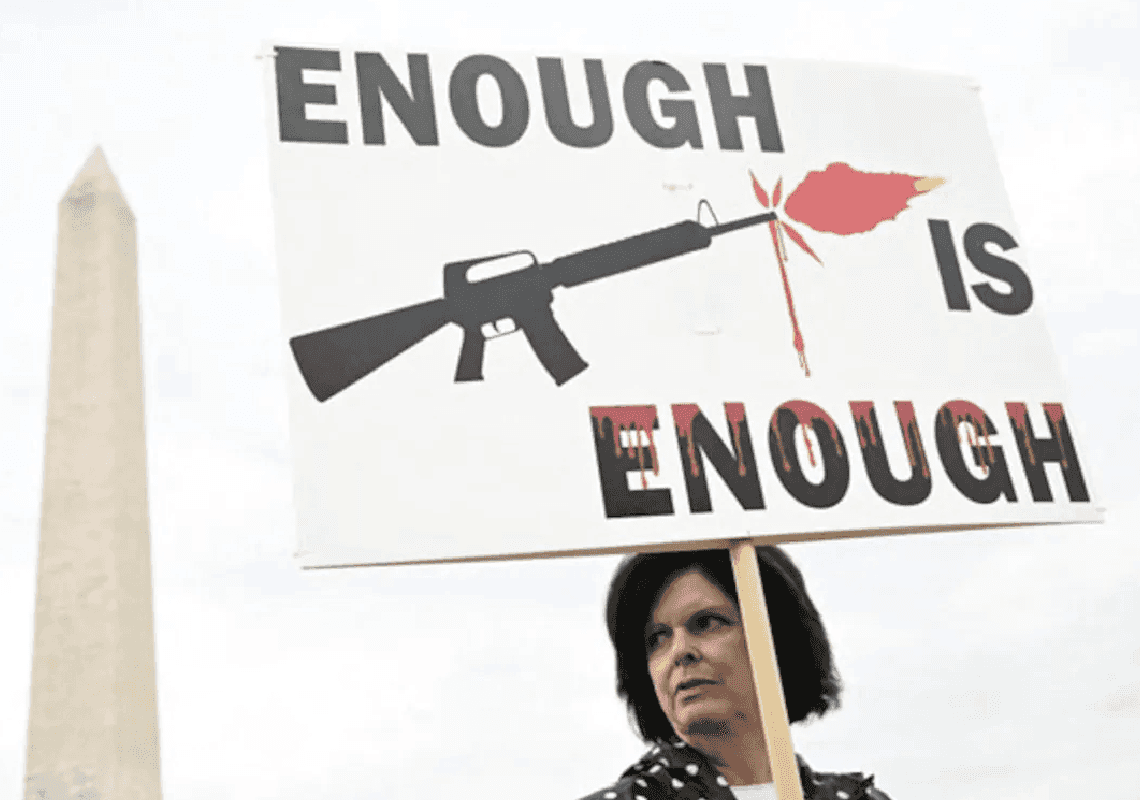 אחרי כמעט 30 שנות: הסנאט העביר הצעת חוק לבקרת נשק