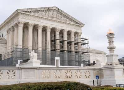 בית המשפט העליון האמריקני דוחה בית ספר דתי ממומן ממשלתית - חשש מפני פתיחת הדלת לביטול הפרדת הדתות