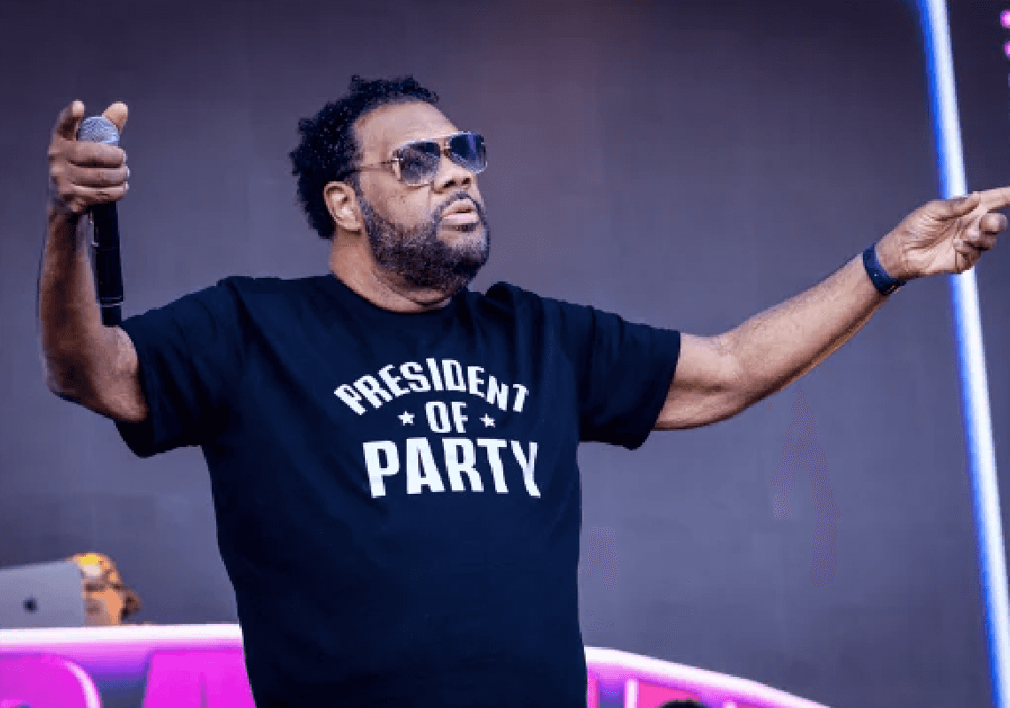 הראפר פטמן סקופ התמוטט ומת בזמן הופעה