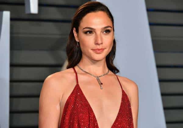 גל גדות תככב בתפקיד קליאופטרה בסרט חדש