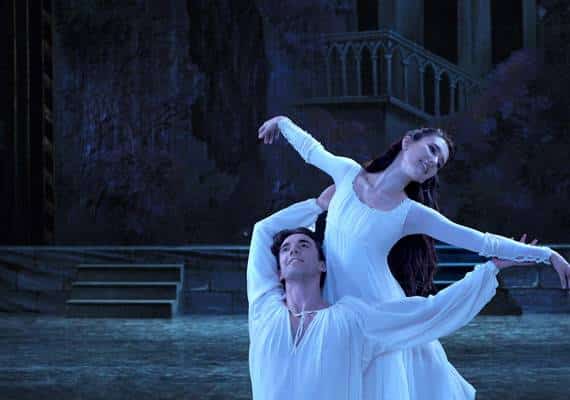 "אגם הברבורים" ו"רומיאו ויוליה" עולים על בימות לוס אנג'לס החודש 