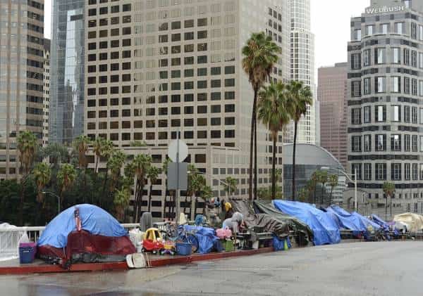 "לא ניתן לשמור על בריאותם של המתנדבים": בוטלה ספירת ההומלסים בלוס אנג'לס