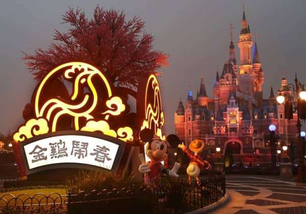 בעקבות התפרצות הקורונה: דיסני עלולה להפסיד רבע מיליארד דולר