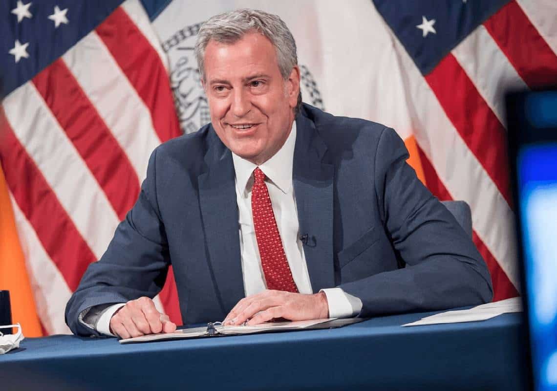 דיווח: ראש עיריית ניו יורק לשעבר שוקל להתמודד לקונגרס