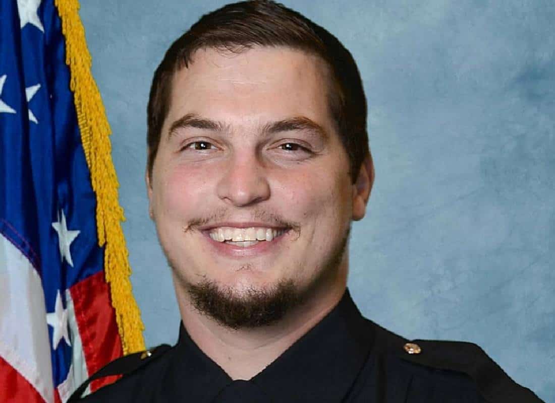 שוטר שפרץ לבית בג'ורג'יה נהרג על ידי הבעלים 