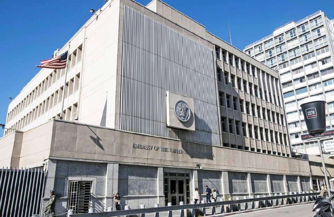 "יקרה ביום שישי או שבת" - ישראל מתכוננת לתקיפה איראנית, ארה"ב מקרבת ספינות מלחמה ומגבילה את תנועת הדיפלומטים