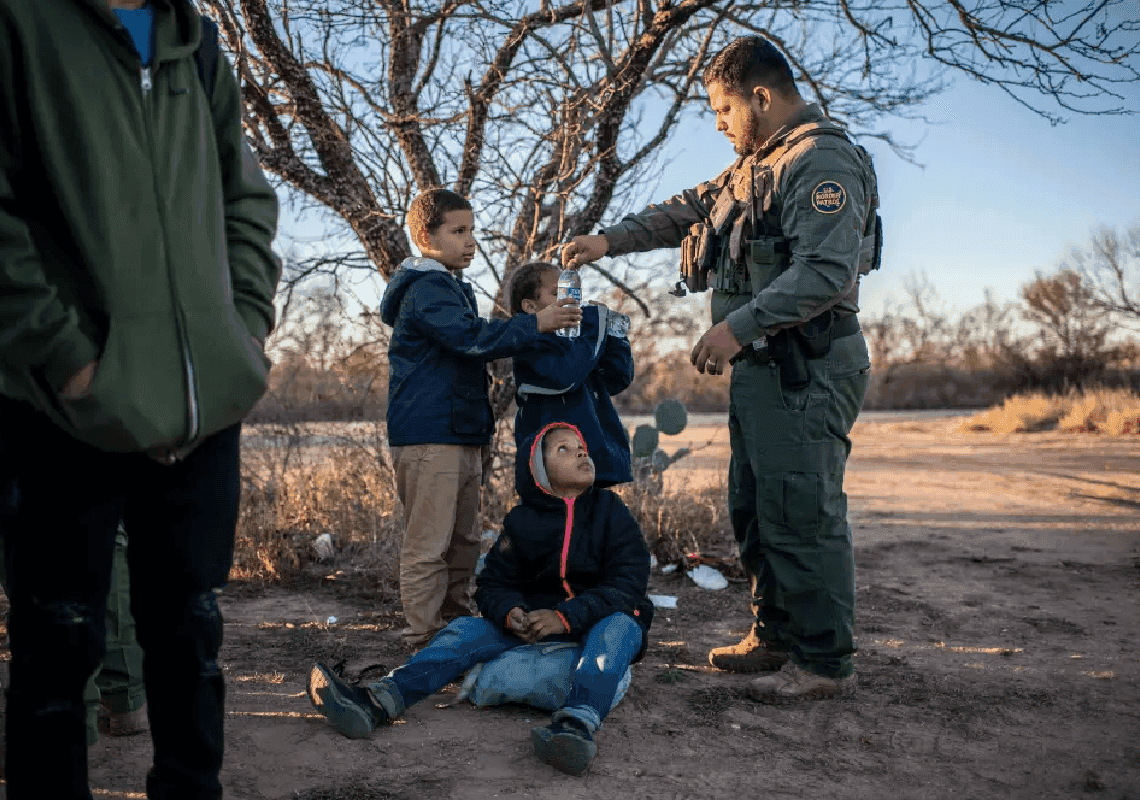 תחת ממשל ביידן: עלייה של כ-90% בהעסקת ילדי מהגרים