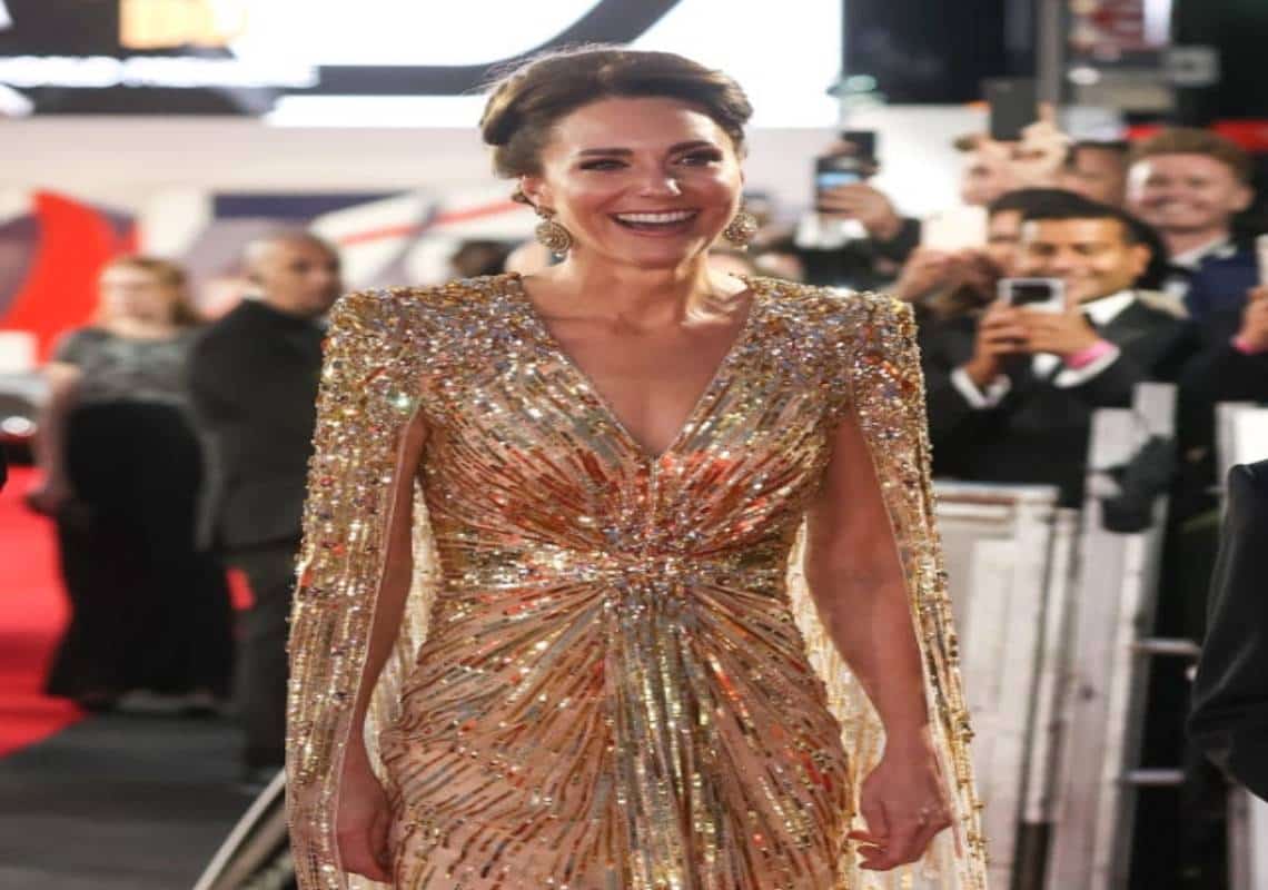 קייט מידלטון הגיע לפרמיירה החגיגית של ג'יימס בונד והצליחה לגנוב את ההצגה 