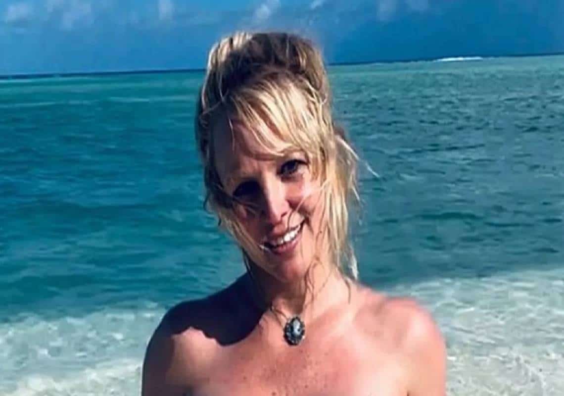 אופס, היא עושה זאת שוב: בריטני ספירס בתמונות עירום