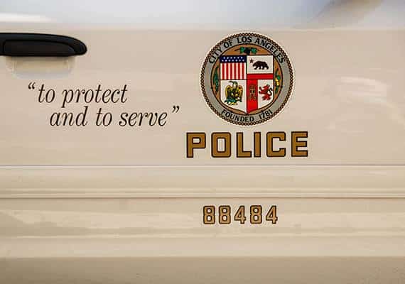 משטרת לוס אנג'לס: התפתחות בחקירת מעשי השוד בעסקים בוואלי