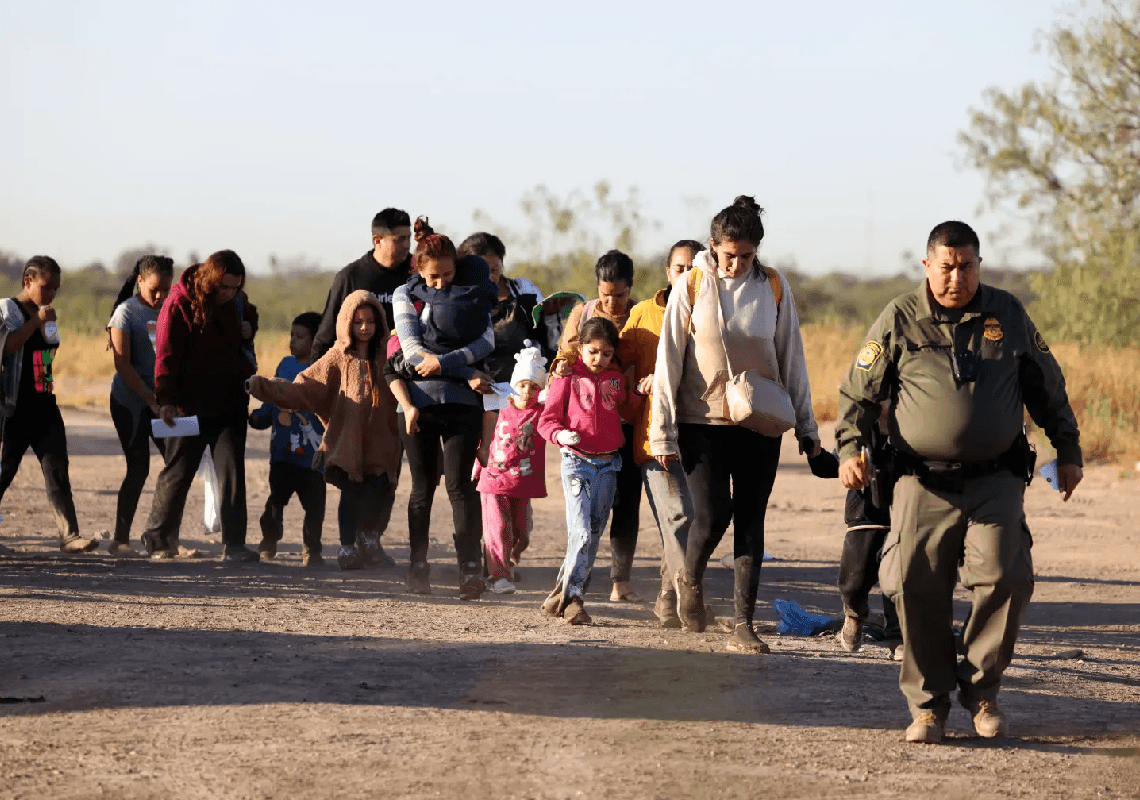 הרשויות בטקסס גירשו בחודש 25 פדופילים מורשעים שהסתננו לארצות הברית