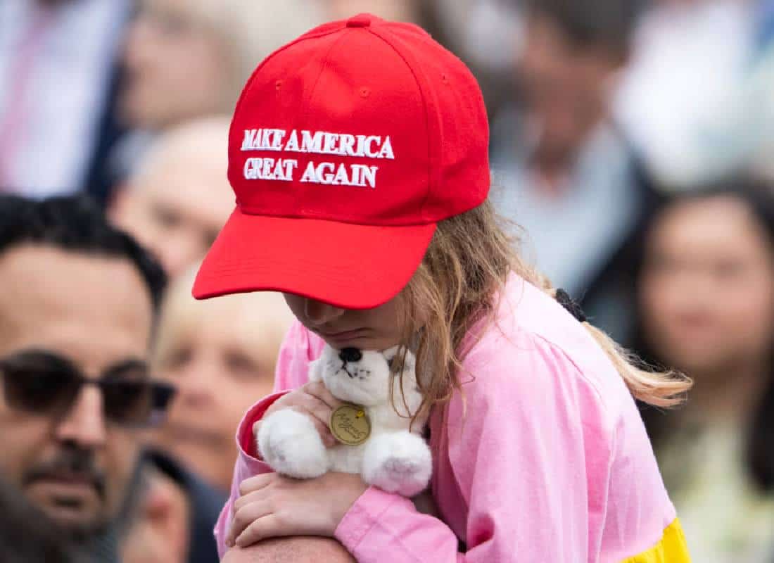 תוכנית החדשה של ממשלת טראמפ מציעה 1,000 דולר לכל ילד אמריקאי