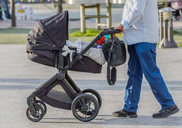 משפחות רבות בלוס אנג'לס נתנו בו אמון מבלי לדעת את האמת המחרידה: מטפל הילדים האהוב מהוואלי התגלה כמפלצת