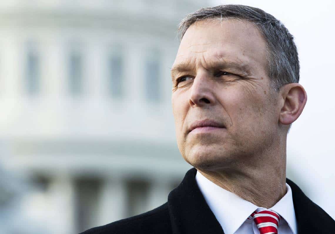 ה-FBI ממשיך להשתולל: עצרו עוד חבר קונגרס והחרימו לו את הטלפון 