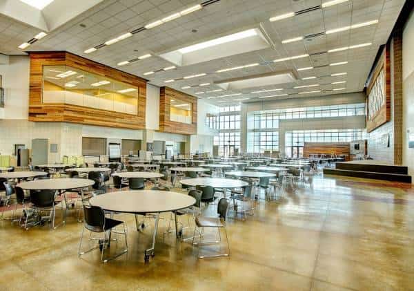 סערה בניו ג'רזי בעקבות כוונת משרד החינוך לאסור על הגשת מזון לתלמידים החייבים 20 דולר או יותר