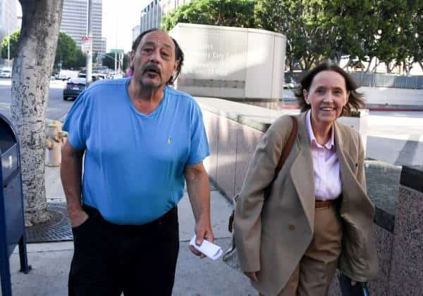 תושב ואלי לוס אנג'לס נידון למאסר לאחר שאיים לרצוח עיתונאים