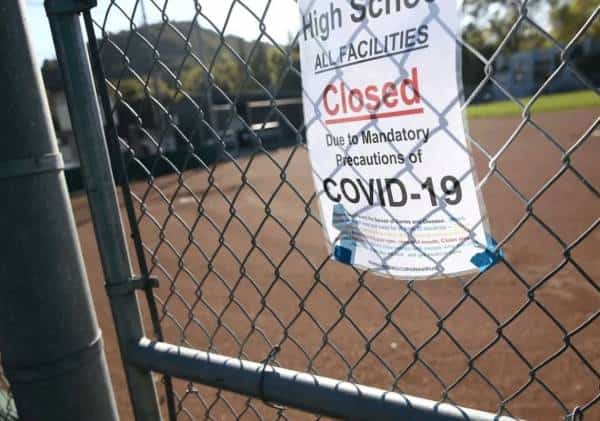 בתי הספר בקליפורניה צפויים להיפתח מוקדם מהרגיל: המדינה נערכת לקראת חזרה לשגרה ופתיחת העסקים