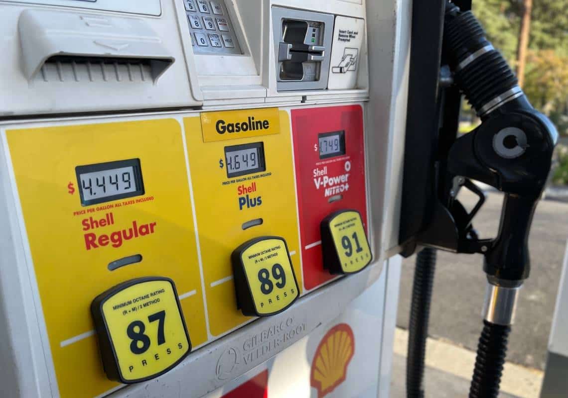 מחירי הדלק במחוז לוס אנג'לס - הגבוהים ביותר מאז 2012