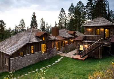 גן עדן לעשירים: מדינה שמרנית מושכת הון בזכות הטבות מס ונדל"ן נוצץ