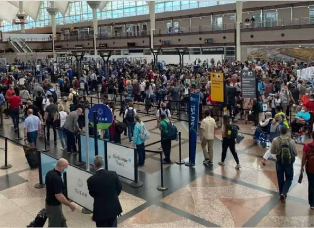 הREAL ID יוצר משבר זהות: מיליוני אמריקאים עלולים להיתקע בנמלי התעופה בחודש הבא