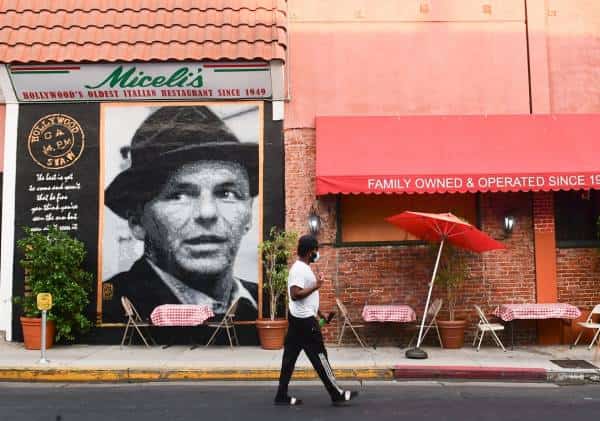 כשלו הניסיונות לבטל את המגבלות החדשות בלוס אנג'לס: מסעדות וברים יסגרו כמתוכנן