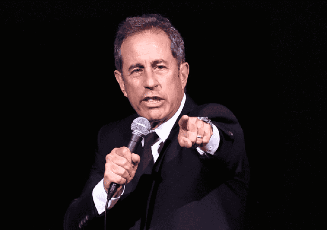 ג'רי סיינפלד עושה את זה שוב – ומשפיל מפגינים פרו-פלסטינים שהתפרצו בהופעה שלו 