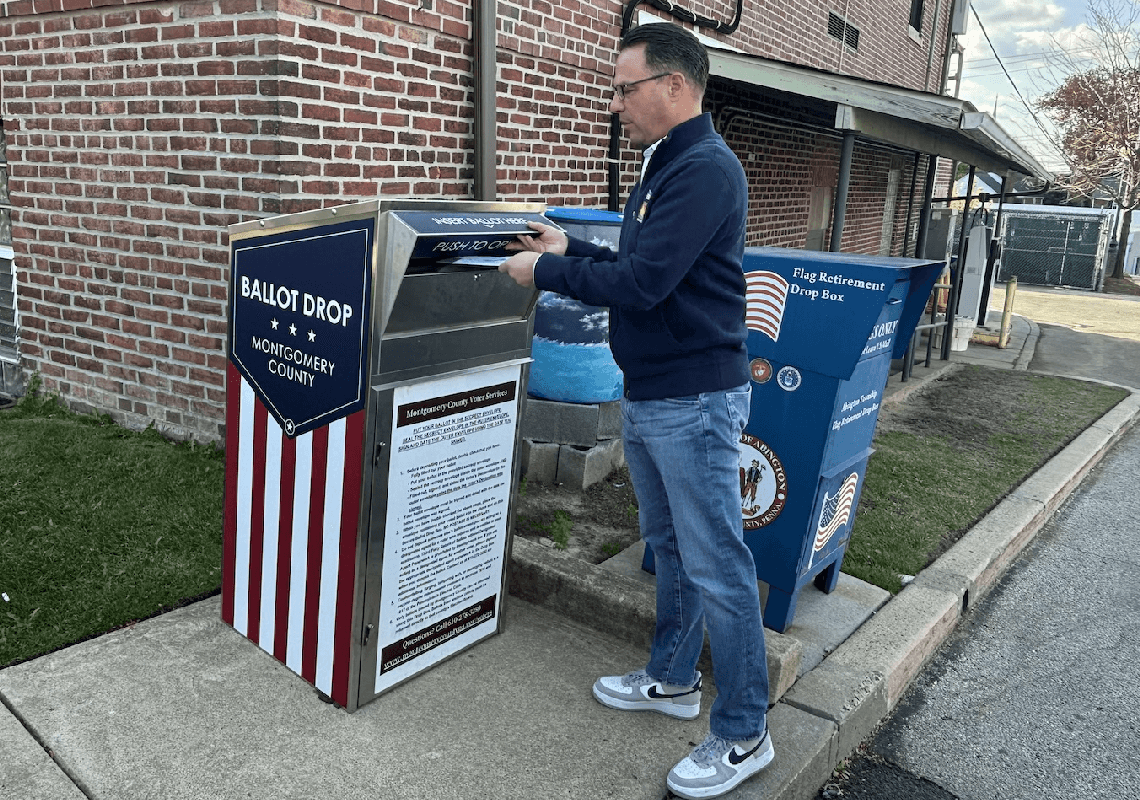 ג'וש שפירו עומד לצד הרפובליקנים - ומתנגד לספירה חוזרת של קולות פגומים